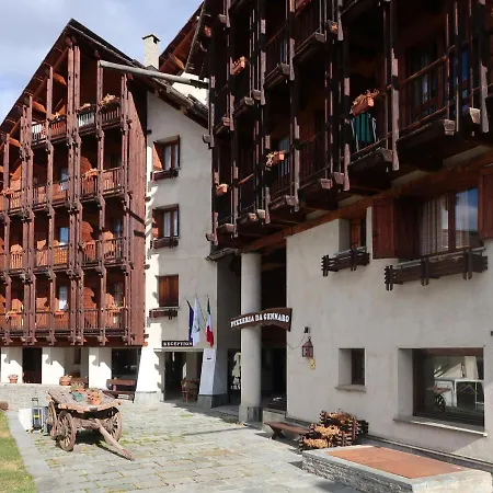 Locazione Turistica La Piazza Deluxe-4 Daire Plagnals